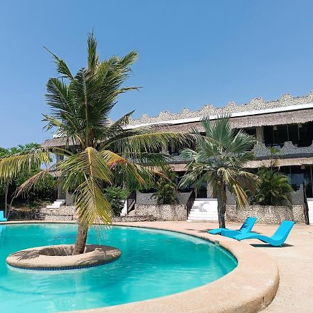 The Wild Orchid Resort - Moalboal Bagian luar foto