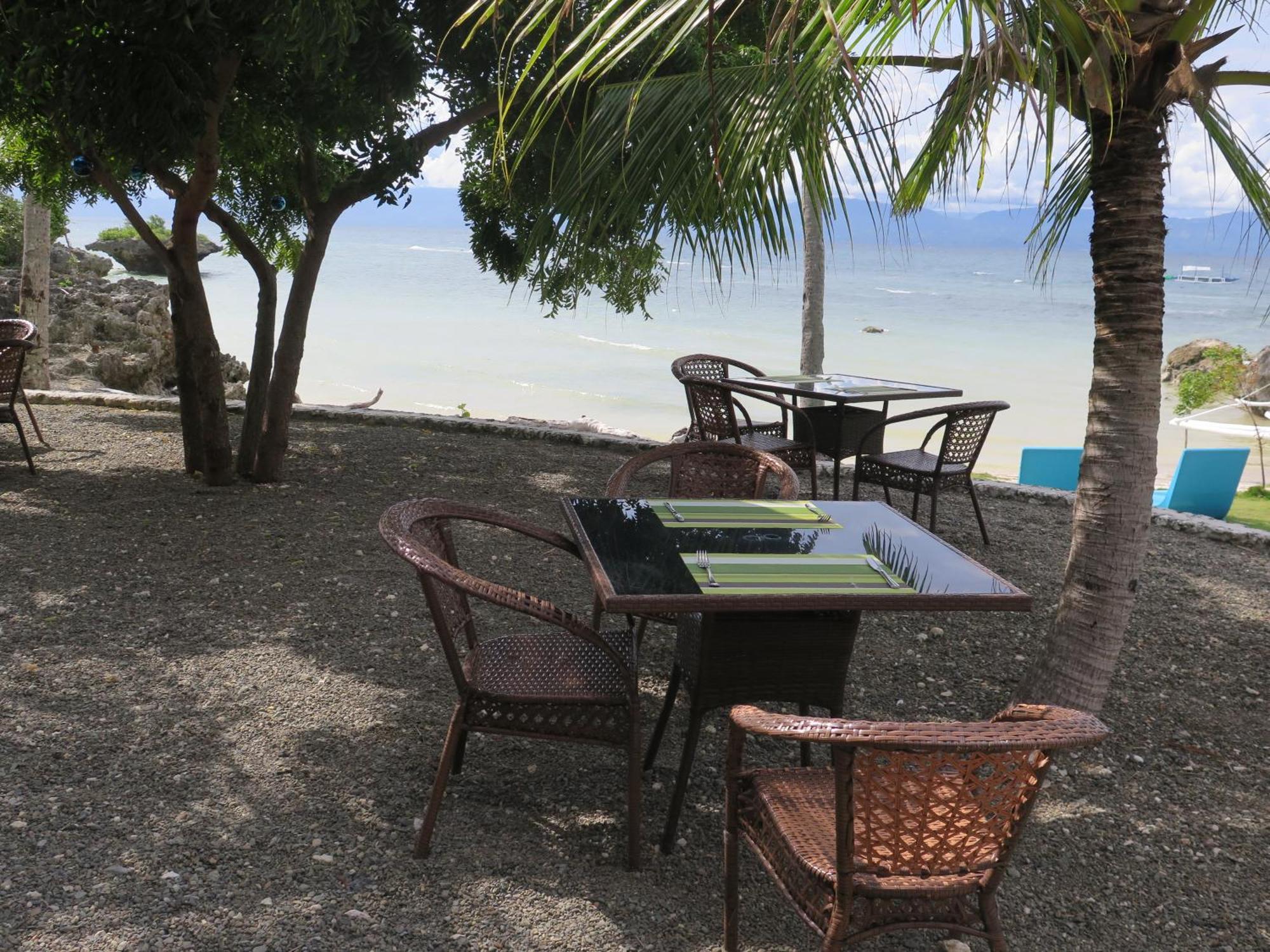 The Wild Orchid Resort - Moalboal Bagian luar foto
